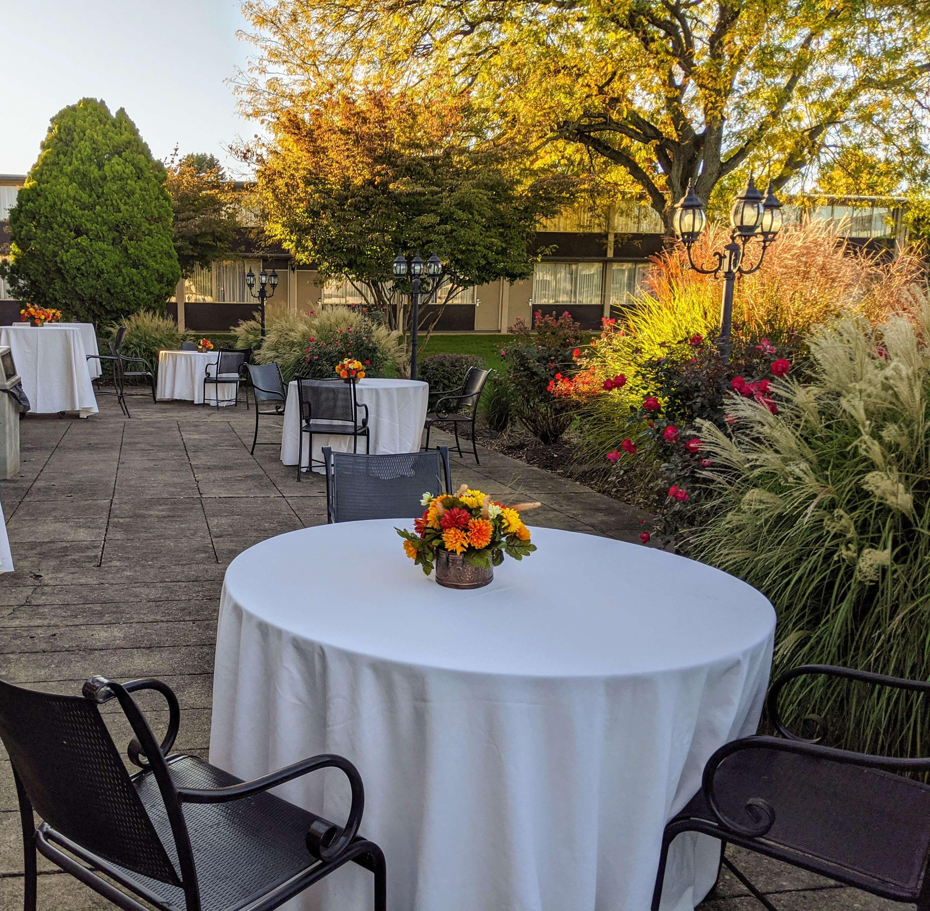 Surestay Plus Hotel By Best Western Lehigh Valley Bethlehem Exterior foto