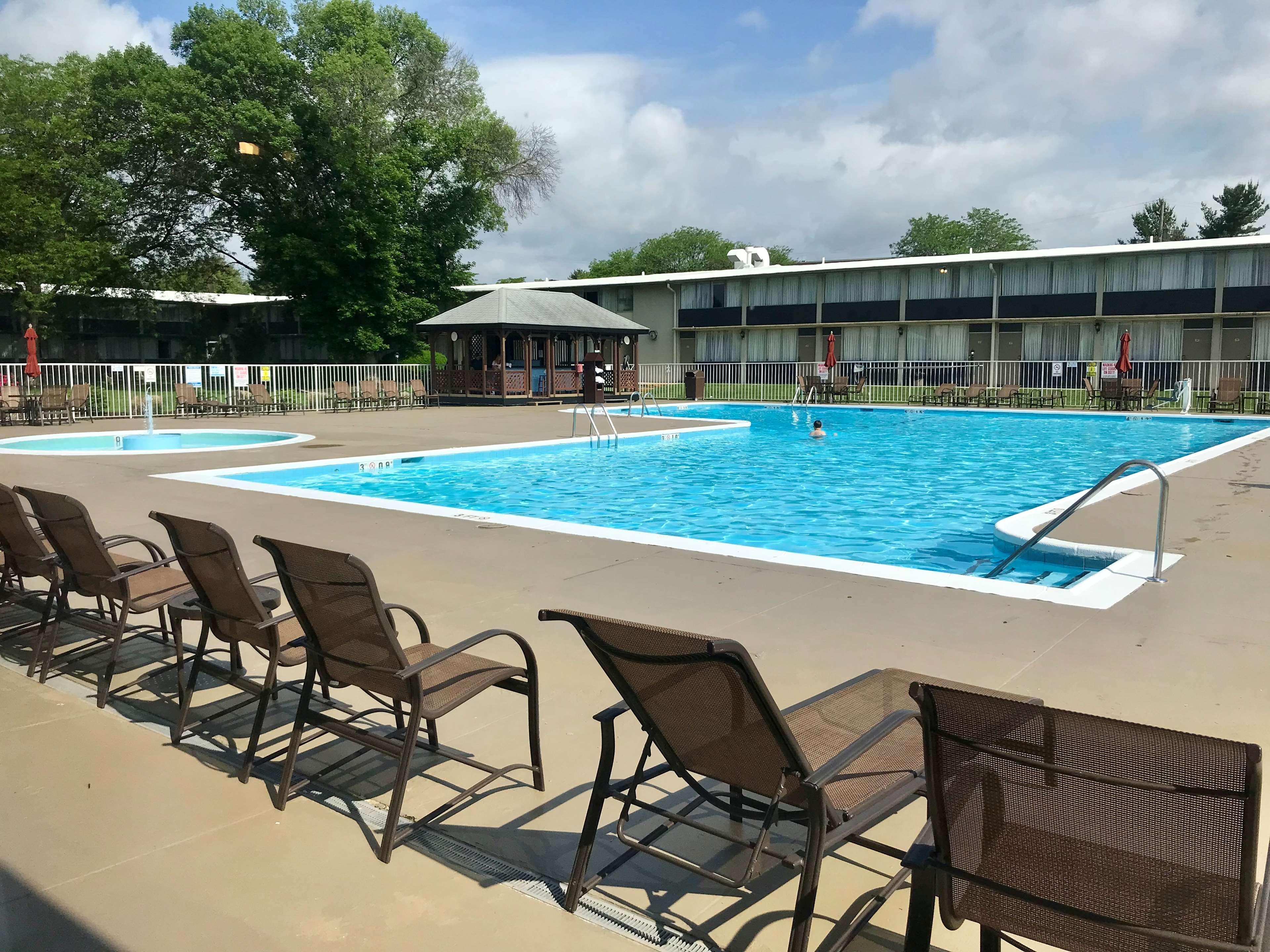 Surestay Plus Hotel By Best Western Lehigh Valley Bethlehem Exterior foto